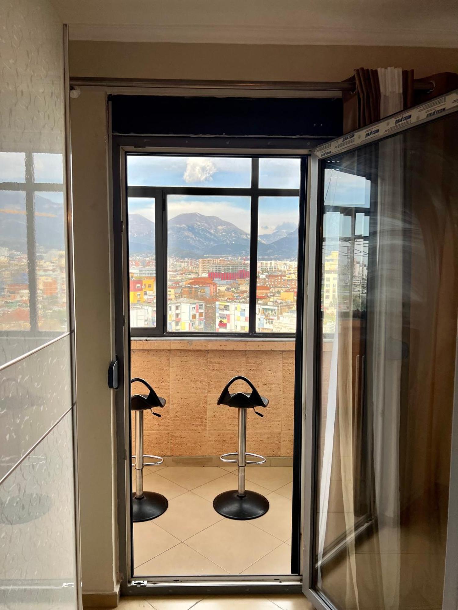 Boulevard Views - Spacious Tirana Apartment Exteriér fotografie